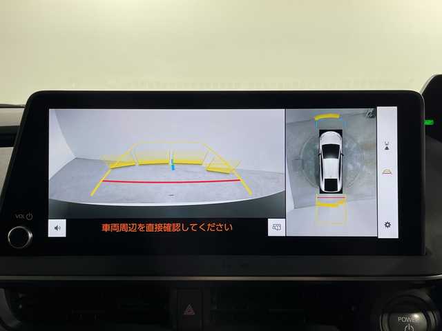 トヨタ プリウス Z 神奈川県 2024(令6)年 1.8万km プラチナホワイトパールマイカ モデリスタ17インチアルミホイール/純正12.3型ディスプレイオーディオ/Tコネクトナビ/フルセグ　Bluetooth　USB　Miracast　AM FM/パノラミックビューモニター/パワーバックドア/デジタルインナーミラー/純正ビルトインETC2.0/AC100Vコンセント/純正前後ドライブレコーダー【DA連動】/セーフティセンス/プリクラッシュセーフティ/レーダークルーズコントロール/レーントレーシングアシスト/ロードサインアシスト/アダブティブハイビームアシスト/ブラインドスポットモニター/フロント/リアクロストラフィックアラート/プロアクティブドライビングアシスト/安心降車アシスト/後方車両接近検知/パーキングサポートブレーキ/オートハイビーム/後退速度抑制/発進遅れ告知/周辺車両接近時サポート/前後ソナー/革巻きステアリング/ステアリングヒーター/合皮シート/運転席パワーシート/ポジションメモリ/前席シートヒーター/ベンチレーション/DRIVEMODE/LEDヘッドランンプ/LEDフロントフォグランプ/オートライト/スペアキー