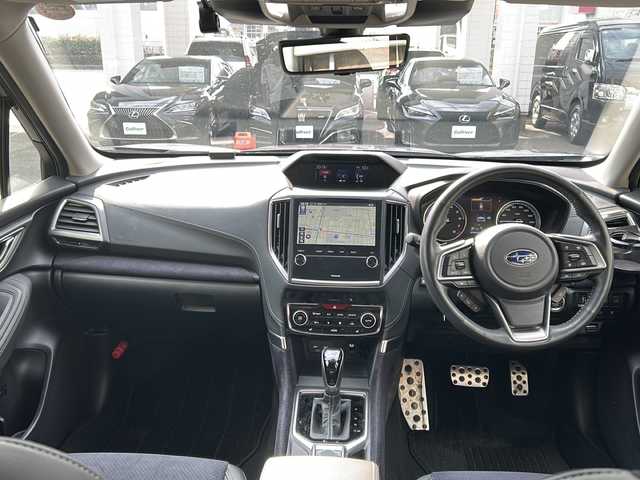 スバル フォレスター スポーツ 愛知県 2022(令4)年 1.7万km マグネタイトグレーメタリック ワンオーナー/禁煙車/大型サンルーフ/電動リアゲート/純正８インチナビ/フルセグ・ＢＴ・ＨＤＭＩ/ＳＴＩパーツ/ ・パフォーマンスマフラー/ ・フレキシブルドロースティフナー（フロント・リヤ）/ ・フレキシブルタワーバー/ ・テールゲートガーニッシュ/ ・プロテクタードアハンドル/純正リモコンエンジンスターター/ディスプレイコーナーセンサー/アイサイトセーフティプラス（視界拡張）/・スマートリヤビューミラー/・フロントビューモニター/デジタルインナーミラー/アイサイトVer３/2.0ETC/スプラッシュボード（フロント・リヤ）/リヤビューカメラブロワー/ＴＶキャンセラー/カーゴルームプレート/カーゴステップパネル/サイドシルプレート/ＬＥＤアクセサリーライナー/ＬＥＤヘッドライト/ルーフレール/全席シートヒーター/前席パワーシート/運転席シートメモリ機能付きパワーシート/レーダークルーズコントロール/ブラインドスポットモニター/プリクラッシュセーフティ/ブラインドスポットモニター/ディーラー整備記録簿（R5/1 R5/2 R5/12 R7/1）/スペアキー