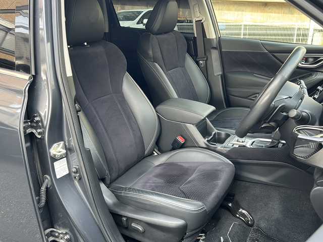 スバル フォレスター スポーツ 愛知県 2022(令4)年 1.7万km マグネタイトグレーメタリック ワンオーナー/禁煙車/大型サンルーフ/電動リアゲート/純正８インチナビ/フルセグ・ＢＴ・ＨＤＭＩ/ＳＴＩパーツ/ ・パフォーマンスマフラー/ ・フレキシブルドロースティフナー（フロント・リヤ）/ ・フレキシブルタワーバー/ ・テールゲートガーニッシュ/ ・プロテクタードアハンドル/純正リモコンエンジンスターター/ディスプレイコーナーセンサー/アイサイトセーフティプラス（視界拡張）/・スマートリヤビューミラー/・フロントビューモニター/デジタルインナーミラー/アイサイトVer３/2.0ETC/スプラッシュボード（フロント・リヤ）/リヤビューカメラブロワー/ＴＶキャンセラー/カーゴルームプレート/カーゴステップパネル/サイドシルプレート/ＬＥＤアクセサリーライナー/ＬＥＤヘッドライト/ルーフレール/全席シートヒーター/前席パワーシート/運転席シートメモリ機能付きパワーシート/レーダークルーズコントロール/ブラインドスポットモニター/プリクラッシュセーフティ/ブラインドスポットモニター/ディーラー整備記録簿（R5/1 R5/2 R5/12 R7/1）/スペアキー