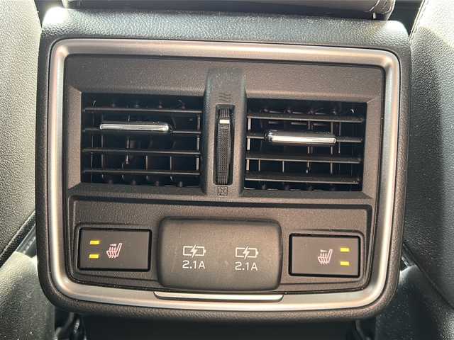 スバル フォレスター スポーツ 愛知県 2022(令4)年 1.7万km マグネタイトグレーメタリック ワンオーナー/禁煙車/大型サンルーフ/電動リアゲート/純正８インチナビ/フルセグ・ＢＴ・ＨＤＭＩ/ＳＴＩパーツ/ ・パフォーマンスマフラー/ ・フレキシブルドロースティフナー（フロント・リヤ）/ ・フレキシブルタワーバー/ ・テールゲートガーニッシュ/ ・プロテクタードアハンドル/純正リモコンエンジンスターター/ディスプレイコーナーセンサー/アイサイトセーフティプラス（視界拡張）/・スマートリヤビューミラー/・フロントビューモニター/デジタルインナーミラー/アイサイトVer３/2.0ETC/スプラッシュボード（フロント・リヤ）/リヤビューカメラブロワー/ＴＶキャンセラー/カーゴルームプレート/カーゴステップパネル/サイドシルプレート/ＬＥＤアクセサリーライナー/ＬＥＤヘッドライト/ルーフレール/全席シートヒーター/前席パワーシート/運転席シートメモリ機能付きパワーシート/レーダークルーズコントロール/ブラインドスポットモニター/プリクラッシュセーフティ/ブラインドスポットモニター/ディーラー整備記録簿（R5/1 R5/2 R5/12 R7/1）/スペアキー