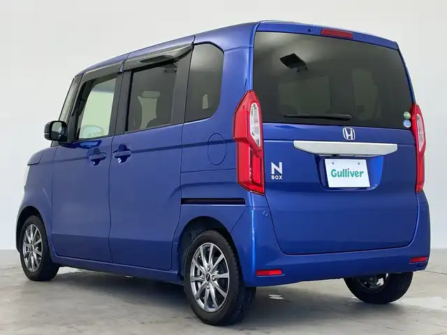 ホンダ Ｎ ＢＯＸ G L ホンダセンシング 鹿児島県 2018(平30)年 6万km ブリリアントスポーティブルーメタリック2トーン ホンダセンシング /・衝突軽減ブレーキ/・誤発進抑制機能/・歩行者事故低減ステアリング/・路外逸脱抑制機能/・アダプティブクルーズコントロール/・車線維持支援システム/・オートハイビーム/・先行車発進お知らせ機能/・標識認識機能/社外ナビ 【MDV-D504BT】/（フルセグ/Bluetooth)/バックカメラ/両側電動スライドドア/スマートキー/プッシュスタート/ビルトインETC/LEDヘッドライト/オートライト/カーテンエアバック