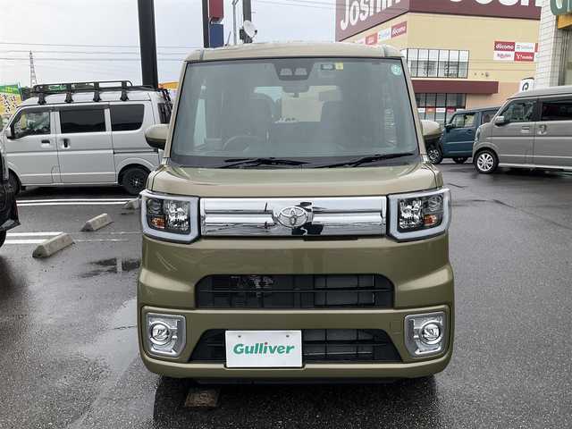 トヨタ ピクシスメガ Gターボ SAⅢ 滋賀県 2022(令4)年 2万km Ｄグリーン オフビートカーキメタリック（G55）/ワンオーナー/ターボ車/スマートアシストIII/純正7インチナビ/Bluetooth、CD、SD、フルセグテレビ/バックカメラ/純正ETC/両側パワースライドドア/フロント360°リアドライブレコーダー/LEDヘッドライト、LEDフォグランプ/運転席シートヒーター/社外14インチアルミホイール/レーダー探知機/スペアキー有り/取扱説明書/保証書