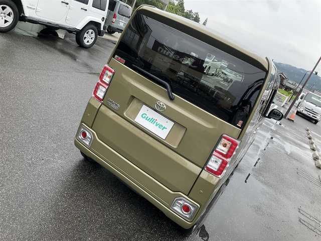 トヨタ ピクシスメガ Gターボ SAⅢ 滋賀県 2022(令4)年 2万km Ｄグリーン オフビートカーキメタリック（G55）/ワンオーナー/ターボ車/スマートアシストIII/純正7インチナビ/Bluetooth、CD、SD、フルセグテレビ/バックカメラ/純正ETC/両側パワースライドドア/フロント360°リアドライブレコーダー/LEDヘッドライト、LEDフォグランプ/運転席シートヒーター/社外14インチアルミホイール/レーダー探知機/スペアキー有り/取扱説明書/保証書