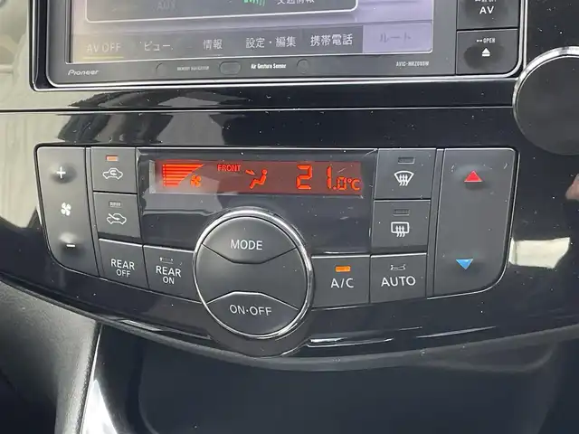 日産 セレナ ハイウェイスター Sハイブリッド 東京都 2014(平26)年 7.6万km ダイヤモンドブラック 社外ナビ/地デジTV/社外CD/DVD/Bluetooth/バックカメラ/両側パワースライドドア/クルーズコントロール/アイドリングストップ/純正16インチAW/スマートキー/ETC