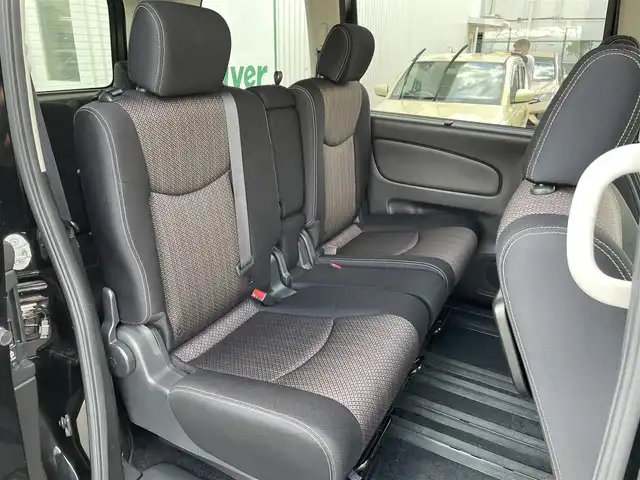 日産 セレナ ハイウェイスター Sハイブリッド 東京都 2014(平26)年 7.6万km ダイヤモンドブラック 社外ナビ/地デジTV/社外CD/DVD/Bluetooth/バックカメラ/両側パワースライドドア/クルーズコントロール/アイドリングストップ/純正16インチAW/スマートキー/ETC