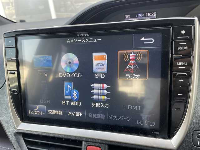 トヨタ エスクァイア ハイブリッド Gi 埼玉県 2015(平27)年 12.8万km ブラック (株)IDOMが運営する【じしゃロン川越店】の自社ローン専用車両になります。こちらは現金またはオートローンご利用時の価格です。自社ローンご希望の方は別途その旨お申付け下さい/社外ALPINEＳＤナビ/（AM/FM/CD/DVD/BT)/バックカメラ　/フルセグＴＶ　/ＥＴＣ　/両側パワースライドドア　/前席シートヒーター　/ＬＥＤヘッドライト　/オートライト　/レザーシート　/クルーズコントロール　/ＬＥＤヘッドライト　