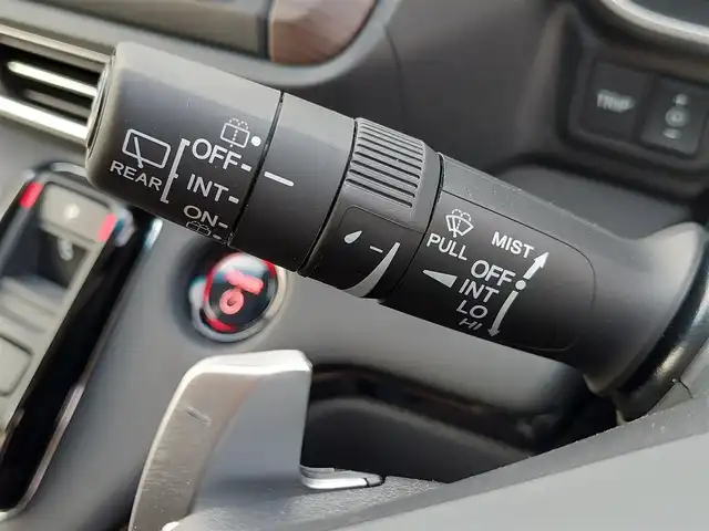 ホンダ オデッセイ ハイブリッド e:HEVアブソルート EX 東京都 2025(令7)年 0.3万km 黒 Honda SENSING/・衝突軽減ブレーキ/・誤発進抑制機能/・車線維持支援システム/・先行車発進お知らせ機能/・アダプティブクルーズコントロール/・オートハイビーム/・ブラインドスポットインフォメーション/・マルチビューカメラシステム/プッシュスタート/パドルシフト/純正ナビ/フルセグTV/ETC/ワイヤレス充電器/両側パワースライドドア/レザーシート/パワーシート/オットマン/シートヒーター/ハンズフリーアクセスパワーテールゲート/LEDヘッドライト/18インチ純正アルミホイール