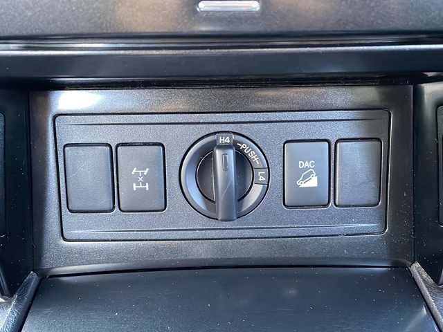 トヨタ ランドクルーザー プラド TX 富山県 2016(平28)年 11.3万km アティチュードブラックマイカ 禁煙車　/純正ＨＤＤナビ　/フルセグ　/ディーゼル　/ルーフレール　/ＬＥＤヘッドライト　/スマートキー　/ドライブレコーダー　/純正アルミホイール　/寒冷地仕様　/純正オーディオ　/ウィンカーミラー　/電動格納ミラー/ワンオーナー/ビルトインETC/プッシュスタート