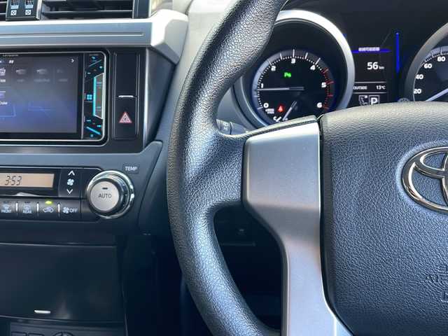 トヨタ ランドクルーザー プラド TX 富山県 2016(平28)年 11.3万km アティチュードブラックマイカ 禁煙車　/純正ＨＤＤナビ　/フルセグ　/ディーゼル　/ルーフレール　/ＬＥＤヘッドライト　/スマートキー　/ドライブレコーダー　/純正アルミホイール　/寒冷地仕様　/純正オーディオ　/ウィンカーミラー　/電動格納ミラー/ワンオーナー/ビルトインETC/プッシュスタート