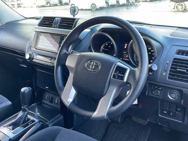 トヨタ ランドクルーザー プラド TX 富山県 2016(平28)年 11.3万km アティチュードブラックマイカ 禁煙車　/純正ＨＤＤナビ　/フルセグ　/ディーゼル　/ルーフレール　/ＬＥＤヘッドライト　/スマートキー　/ドライブレコーダー　/純正アルミホイール　/寒冷地仕様　/純正オーディオ　/ウィンカーミラー　/電動格納ミラー/ワンオーナー/ビルトインETC/プッシュスタート