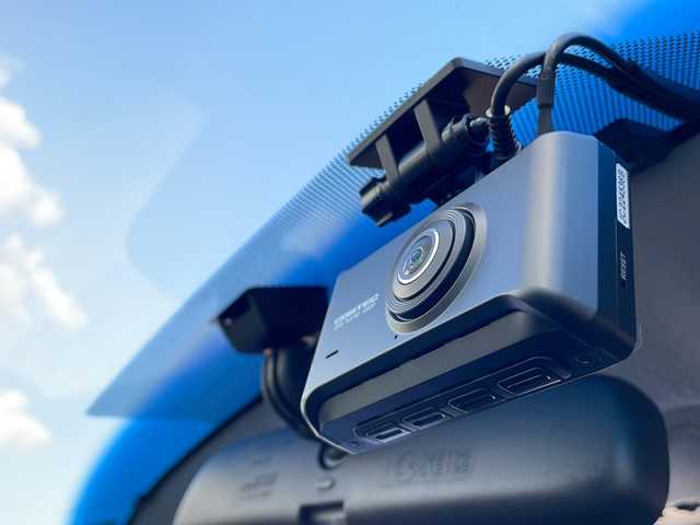 トヨタ ランドクルーザー プラド TX 富山県 2016(平28)年 11.3万km アティチュードブラックマイカ 禁煙車　/純正ＨＤＤナビ　/フルセグ　/ディーゼル　/ルーフレール　/ＬＥＤヘッドライト　/スマートキー　/ドライブレコーダー　/純正アルミホイール　/寒冷地仕様　/純正オーディオ　/ウィンカーミラー　/電動格納ミラー/ワンオーナー/ビルトインETC/プッシュスタート