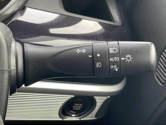 スズキ スペーシア カスタム HYBRID XS ターボ 福島県 2023(令5)年 4.9万km ピュアホワイトパール/ブラック2トーン 4WD ターボ 純正9インチナビ フルセグTV Bluetooth 全方位カメラ 両側パワースライドドア 衝突軽減ブレーキ LEDヘッドライト ETC2.0 オートライト フォグランプ　スマートキー