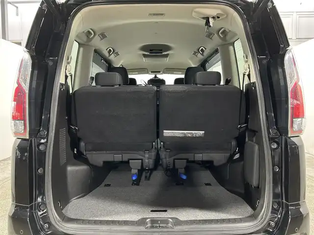 日産 セレナ ハイウェイスター プロパイロットED 大阪府 2017(平29)年 6.3万km ダイヤモンドブラック プロパイロット 後席モニター 純正ナビ(フルセグ/DVD再生/Blu-ray/Bluetooth) レーダーC 衝突軽減 レーンアシスト クリアランスソナー 両側パワースライドドア ドラレコ