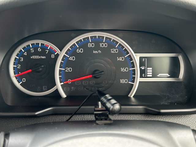 トヨタ ルーミー カスタムG 青森県 2023(令5)年 1.2万km パールホワイトⅢ ・寒冷地仕様/・４WD/・社外9インチメモリナビ/　（AM　FM　CD　DVD　TV　BT　SD）/・バックカメラ/・スマートキー/・プッシュスタート/・レーダークルーズコントロール/・純正エンジンスターター/・アイドリングストップ/・スマートアシスト/・先行車発進通知/・衝突警報/・車線逸脱警報/・ふらつき警報/・社外前後型ドライブレーコーダー/・プッシュスタート/・純正アルミホイール/・フロントフォグ/・ドアバイザー/・保証書/・取扱説明書