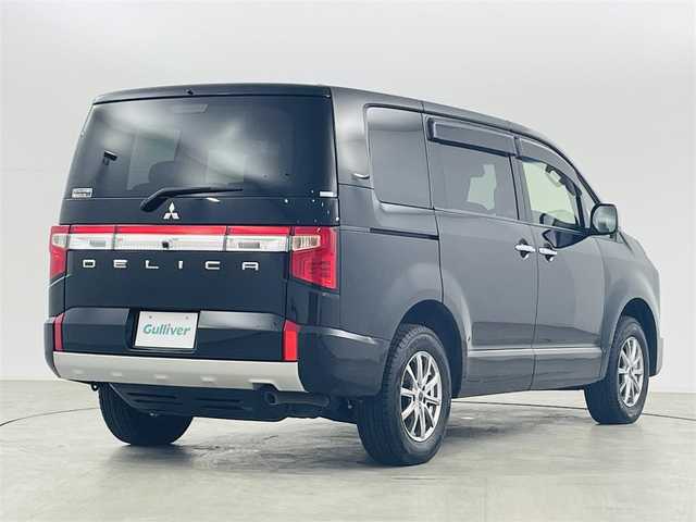 三菱 デリカＤ：５ P 福島県 2023(令5)年 2.7万km アメジストブラック e-Assist/・衝突軽減ブレーキ/・レーンキープアシスト/・ブラインドスポットモニター/・レーダークルーズコントロール/純正10インチ大画面ナビ/・フルセグTV/Bluetooth/CD/DVD/USB/・全方位カメラ/・ETC/・ドライブレコーダー/両側パワースライドドア/・パワーバックドア/電子パーキング/・オートホールド/革巻きステアリング/・ステアリングリモコン/・ステアリングヒーター/革調シートカバー/・シートヒーター(運転席/助手席)/・パワーシート(運転席)/プッシュスタート/・スマートキー/・スペアキー/LEDヘッドライト/・オートライト/・フォグライト/社外フロアマット/ドアバイザー/社外フロアマット