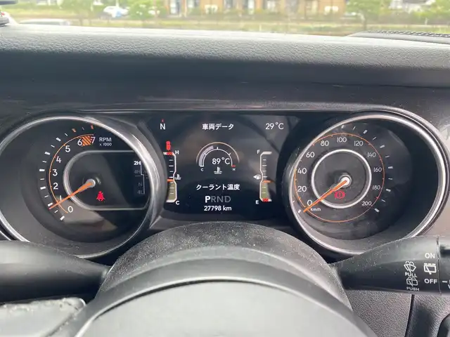 クライスラー・ジープ ジープ ラングラー アンリミテッド スポーツ アルティテュード 福岡県 2020(令2)年 2.8万km 白 ・1オーナー/・アダプティブクルーズコントロール/・純正ＨＤＤナビ／ＵＳＢ／Ｂｌｕｅｔｏｏｔｈ／ＡＵＸ/・バック／サイドカメラ/・社外前後ドライブレコーダー/・社外ＥＴＣ/・純正１７ＡＷ/・パーキングアシスト/・アイドリングストップ/・スマートキー/・スペアキー/・オートライト