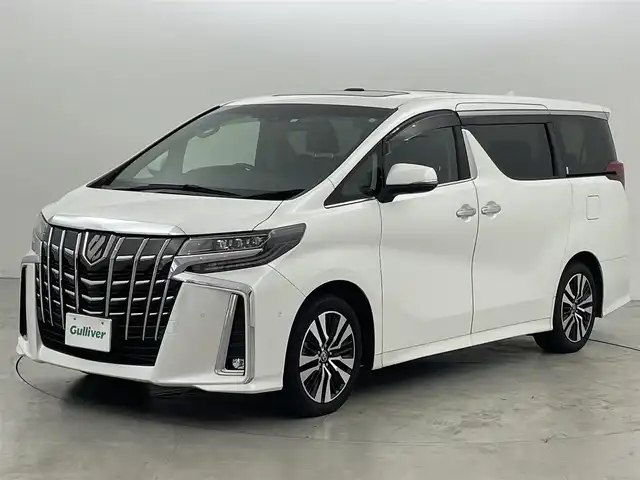 トヨタ アルファード S Cパッケージ 福岡県 2022(令4)年 2.3万km ホワイトパールクリスタルシャイン Ｗサンルーフ　/後席モニター　/純正１０．５型ナビ（フルセグTV）　/全方位カメラ　/ビルトインETC２．０　/ＪＢＬサウンド　/デジタルルームミラー　/セーフティセンス　/レーダークルーズコントロール　/衝突軽減ブレーキ　/レーンキープ　/ブラインドスポットモニター　/アクセル踏み間違い防止　/ＭＴモード付き　/パーキングアシスト　/シートベンチレーション／ヒーター　/ステアリングヒーター　/両側電動スライドドア　/パワーバックドア　/純正１８インチＡＷ　/３眼ＬＥＤ