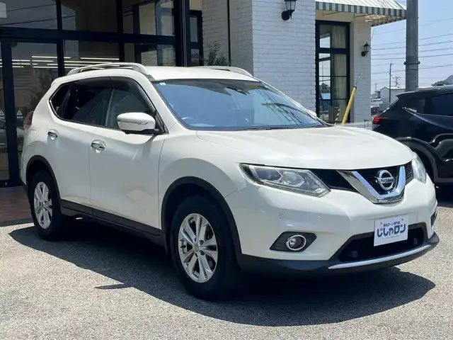 日産 エクストレイル 20X エマージェンシーブレーキ 高知県 2015(平27)年 8.7万km ブリリアントホワイトパール (株)IDOMが運営する【じしゃロン高知店】の自社ローン専用車両になります。こちらは現金またはオートローンご利用時の価格です。自社ローンご希望の方は別途その旨お申付け下さい