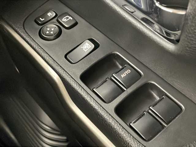 スズキ ハスラー Jスタイル Ⅱ 栃木県 2022(令4)年 2.9万km クールカーキパールメタリック/ソフトベージュメタリック 純正ディスプレイオーディオ(Pioneer製)/ Apple CarPlay/Android Auto/Bluetooth/CD/DVD/AM/FM/スズキセーフティサポート/・デュアルカメラブレーキサポート/・後退時ブレーキサポート/・誤発進抑制/・車線逸脱抑制/・ふらつき警報/・標識認識/・アダプティブクルーズコントロール/・ハイビームアシスト/バックカメラ/ルーフレール/ビルトインETC/LEDヘッドライト/シートヒーター(D/N席)/ドアバイザー/純正15インチアルミホイール/スマートキー/サイド+カーテンエアバッグ