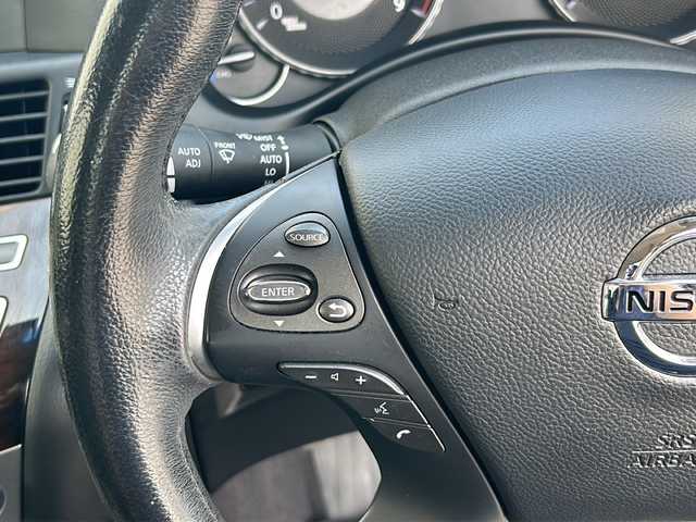 日産 フーガ ハイブリッド 埼玉県 2012(平24)年 8万km クリスタルホワイトパール (株)IDOMが運営する【じしゃロン熊谷店】の自社ローン専用車両になりますこちらは現金またはオートローンご利用時の価格です。自社ローンご希望の方は別途その旨お申付け下さい/純正ナビ　/フルセグTV/バックカメラ　/オートエアコン　/MTモード付シフト　/前席シートヒーター/エアーシート/ステアリングスイッチ　/クルーズコントロール　/プッシュスタート　/ビルトインETC　/レザーシート　/サンルーフ