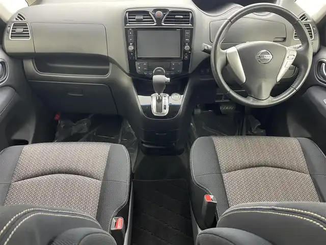 日産 セレナ HWS S HV Vエアロ+Sefty Aセーフ 埼玉県 2015(平27)年 5.1万km ブリリアントホワイトパール 純正８インチナビ　Bluetooth アラウンドビューモニター　１１インチフリップダウンモニター　クルーズコントロール レーンキープアシスト 両側パワースライドドア 衝突軽減システム ETC