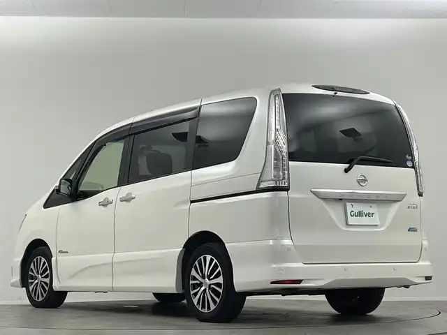 日産 セレナ HWS S HV Vエアロ+Sefty Aセーフ 埼玉県 2015(平27)年 5.1万km ブリリアントホワイトパール 純正８インチナビ　Bluetooth アラウンドビューモニター　１１インチフリップダウンモニター　クルーズコントロール レーンキープアシスト 両側パワースライドドア 衝突軽減システム ETC