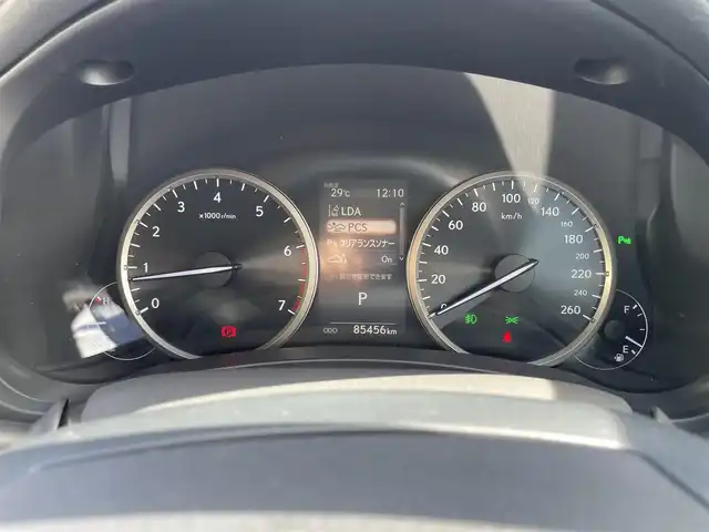 レクサス ＮＸ 富山県 2018(平30)年 8.6万km ソニッククォーツ /ワンオーナー//パノラミックビューモニター//革シート//純正メーカーナビ//フルセグＴＶ//Bluetooth//ＤＶＤ再生//パワーバックドア//パワーシート//シートヒーター//ステアリングヒーター//エアシート//前後ドライブレコーダー//レーダークルーズコントロール//レーンキープアシスト//ステアリングスイッチ//３眼LEDオートライト//ルーフレール//純正１８インチAW