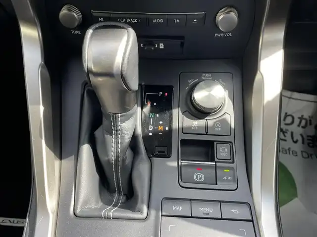 レクサス ＮＸ 富山県 2018(平30)年 8.6万km ソニッククォーツ /ワンオーナー//パノラミックビューモニター//革シート//純正メーカーナビ//フルセグＴＶ//Bluetooth//ＤＶＤ再生//パワーバックドア//パワーシート//シートヒーター//ステアリングヒーター//エアシート//前後ドライブレコーダー//レーダークルーズコントロール//レーンキープアシスト//ステアリングスイッチ//３眼LEDオートライト//ルーフレール//純正１８インチAW