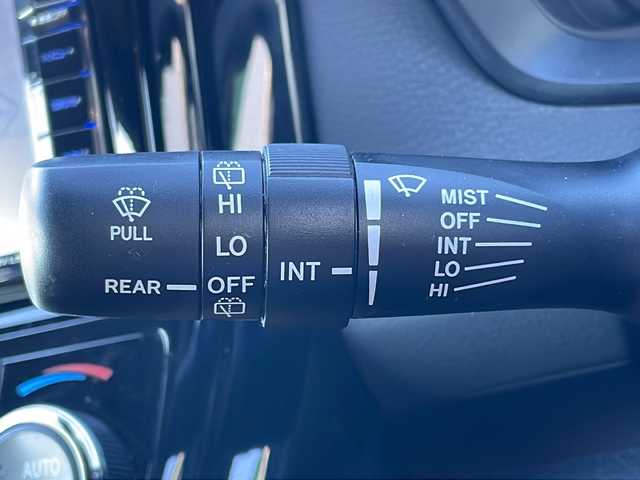 トヨタ カローラ フィールダー ハイブリッドG ダブルバイビー 岐阜県 2015(平27)年 17.6万km ブラックマイカ 登録時走行距離：175283km/ナビ（MDV-L502W）/フルセグテレビ・Bluetooth/モデリスタエアロ/レーンキープアシスト/ETC/衝突被害軽減システム/LEDヘッドライト/オートライト/オートマチックハイビーム/フォグライト/純正16インチアルミホイール/純正フロアマット/ドアバイザー/プッシュスタート/スマートキー/保証書