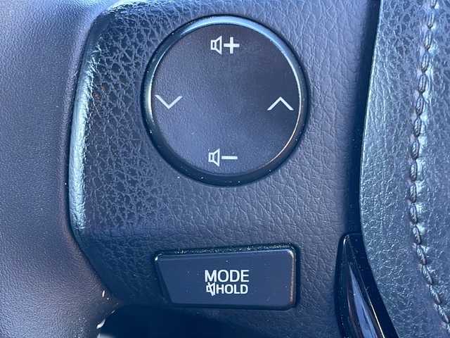 トヨタ カローラ フィールダー ハイブリッドG ダブルバイビー 岐阜県 2015(平27)年 17.6万km ブラックマイカ 登録時走行距離：175283km/ナビ（MDV-L502W）/フルセグテレビ・Bluetooth/モデリスタエアロ/レーンキープアシスト/ETC/衝突被害軽減システム/LEDヘッドライト/オートライト/オートマチックハイビーム/フォグライト/純正16インチアルミホイール/純正フロアマット/ドアバイザー/プッシュスタート/スマートキー/保証書