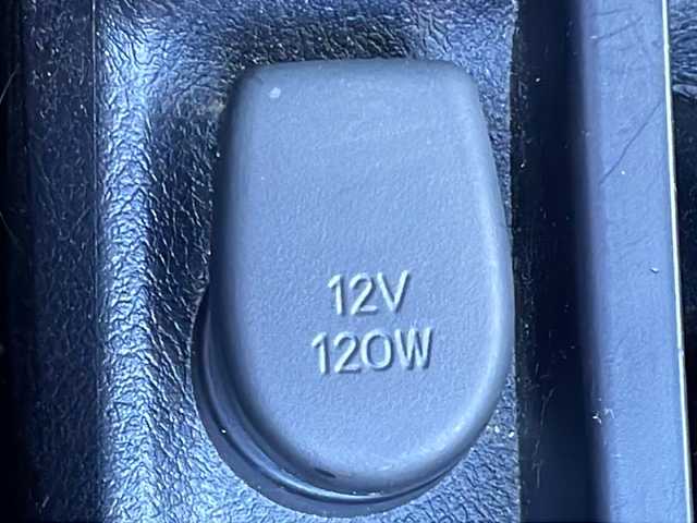 トヨタ カローラ フィールダー ハイブリッドG ダブルバイビー 岐阜県 2015(平27)年 17.6万km ブラックマイカ 登録時走行距離：175283km/ナビ（MDV-L502W）/フルセグテレビ・Bluetooth/モデリスタエアロ/レーンキープアシスト/ETC/衝突被害軽減システム/LEDヘッドライト/オートライト/オートマチックハイビーム/フォグライト/純正16インチアルミホイール/純正フロアマット/ドアバイザー/プッシュスタート/スマートキー/保証書