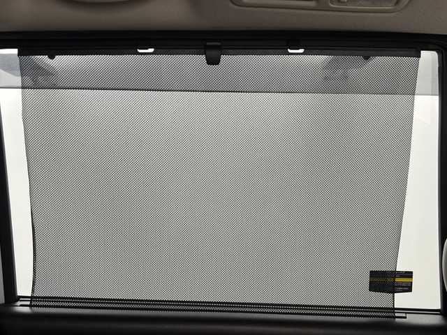 日産 セレナ ハイウェイS S HV Aセーフ 埼玉県 2015(平27)年 5.5万km ブルームーンホワイトP 純正ナビ/・Bluetooth/・CD/DVD/・フルセグテレビ/全方位モニター/クルーズコントロール/衝突軽減ブレーキ/レーンキープアシスト/前後コーナーセンサー/オートライト/ＥＴＣ/スマートキー