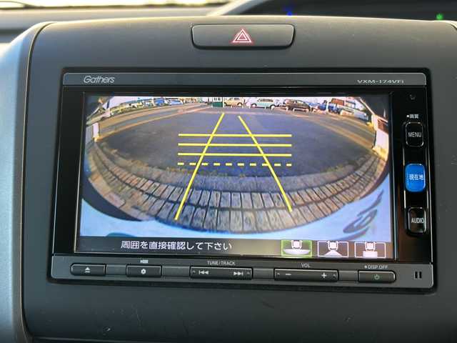 ホンダ フリード G ホンダセンシング 静岡県 2016(平28)年 5.2万km コバルトブルーパール 純正メモリナビ/・CD/・DVD/・フルセグＴＶ/・Bluetooth/・AM/・FM/主要装備/・両側パワスラ/・衝突軽減/・レーンキープ/・追従クルコン/・バックカメラ/・ETC/・LEDヘッドライト/・オートライト/・ステリモ/・スマートキー/・プッシュスタート/・純正フロアマット/・レザー調シートカバー