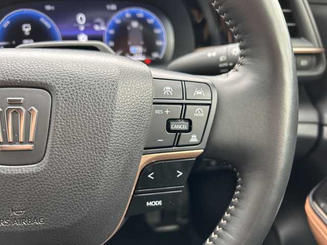 トヨタ クラウン スポーツ Z 愛媛県 2024(令6)年 3.2万km ブラック 純正ディスプレイナビ/Bluetooth/USB/フルセグ/HDMI/デジタルインナーミラー/トヨタセーフティセンス/ベンチレーション/ステアリングヒーター/前席パワーシート/メモリーシート/パワーバックドア/置くだけ充電/クルーズコントロール追従あり/モデリスタフルエアロ/BSM/LED/フォグランプ/４WD