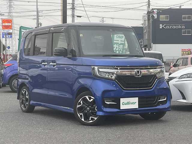 ホンダ Ｎ ＢＯＸ 2トン カスタム G L ホンダセンシング 愛知県 2020(令2)年 1.1万km ブリリアントスポーティブルーメタリック2トーン ワンオーナー/純正SDナビ/　AM/FM/CD/Bluetooth/バックカメラ/純正アルミホイール/純正フロアマット/純正ドアバイザー/衝突被害軽減システム/横滑り防止装置/レーンキープアシスト/レーダーブレーキサポート/追従機能付きクルーズコントロール/ETC/前後ドライブレコーダー/ステアリングスイッチ/パドルシフト/両側パワースライドドア/ハーフレザーシート/シートヒーター（前席）/スペアキー（1本）/保証書/取扱説明書