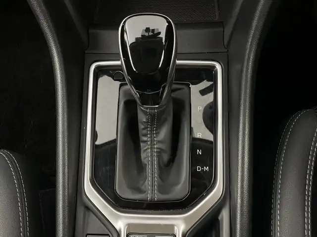 スバル フォレスター プレミアム 新潟県 2020(令2)年 3.1万km ホライゾンブルーP ・4WD/・純正フルセグナビTV(CN-LR840DFD)/・CD/DVD/SD/BT/TV/・サイド/バックカメラ/・追従型クルーズコントロール/・衝突被害軽減ブレーキ/・車線逸脱警報/・ブラインドスポットモニター/・横滑り抑制装置/・ルーフレール/・ハーフレザーシート/・全席シートヒーター/・前席パワーシート/・ETC/・パドルシフト/・パドルシフト/・ステアリングヒーター/・電動パーキングブレーキスイッチ/・オートワイパー/・オートライト/・LEDライト/・フォグランプ/・スマートキー/・プッシュスタート/・アイドリングストップ/・純正18インチAW/・ドアバイザー/・純正フロアマット/・スペアキー×1