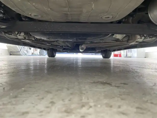 スズキ ソリオ バンディット HV MV Dカメラ ブレーキS 滋賀県 2016(平28)年 5.2万km スーパーブラックパール 禁煙車/純正ナビ/（CD/フルセグTV/BT/AUX/FM/AM）/デュアルカメラブレーキサポート（DCBS）/車線逸脱警報機能/ふらつき警報機能/先行車発進お知らせ機能/全方位カメラ/クルーズコントロール/ETC/D席シートヒーター/両側パワースライドドア/アイドリングストップ/ステアリングスイッチ/スマートキー/プッシュスタート/社外フロアマット/LEDヘッドライト/純正15インチAW