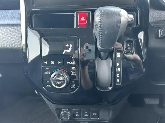 トヨタ タンク カスタムG－T 島根県 2020(令2)年 5.2万km ブラックマイカメタリック/レーザーブルークリスタルシャイン 2トーン 純正SDナビ/（フルセグTV/FM・AM/Bluetooth/CD・DVD/SD）/バックカメラ/両側パワースライドドア/クルーズコントロール/ETC2.0/ドライブレコーダー（前後）/コーナーセンサー（前後）/シートヒーター（D席・N席）/フォグライト/オートライト/オートハイビーム/アイドリングストップ/スマートキー/プッシュスタート/ドアバイザー/シートカバー付き/純正フロアマット/衝突被害軽減システム/横滑り防止装置