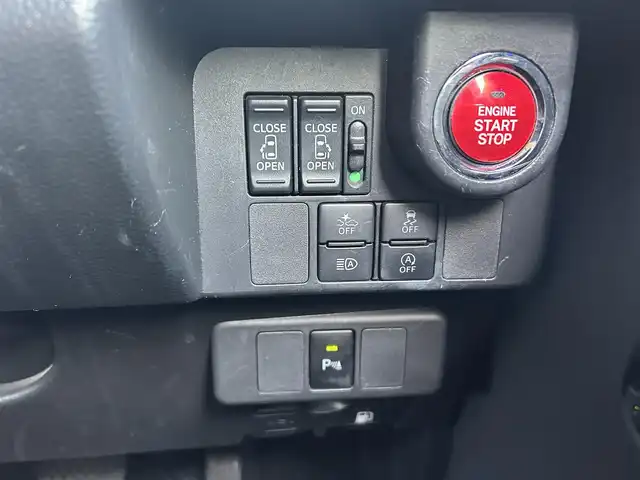 トヨタ タンク カスタムG－T 島根県 2020(令2)年 5.2万km ブラックマイカメタリック/レーザーブルークリスタルシャイン 2トーン 純正SDナビ/（フルセグTV/FM・AM/Bluetooth/CD・DVD/SD）/バックカメラ/両側パワースライドドア/クルーズコントロール/ETC2.0/ドライブレコーダー（前後）/コーナーセンサー（前後）/シートヒーター（D席・N席）/フォグライト/オートライト/オートハイビーム/アイドリングストップ/スマートキー/プッシュスタート/ドアバイザー/シートカバー付き/純正フロアマット/衝突被害軽減システム/横滑り防止装置