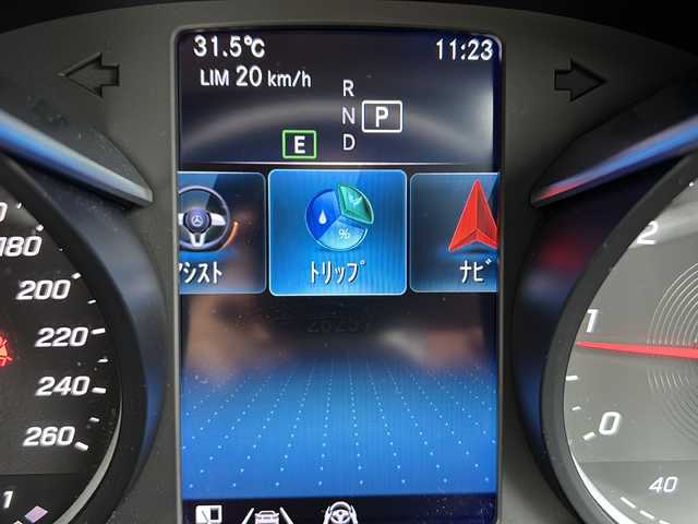 メルセデス・ベンツ Ｍ・ベンツ ＧＬＣ２２０ d 4マチック AMGライン 埼玉県 2022(令4)年 2.8万km オブシディアンブラック ワンオーナー/本革巻きステアリング/メモリナビ/ワンセグテレビ/バックカメラ/ETC/パワーバックドア/クルーズコントロール/ウッドパネル/運転席エアバッグ/助手席エアバッグ/サイドエアバッグ/ブレーキアシスト