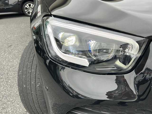 メルセデス・ベンツ Ｍ・ベンツ ＧＬＣ２２０ d 4マチック AMGライン 埼玉県 2022(令4)年 2.8万km オブシディアンブラック ワンオーナー/本革巻きステアリング/メモリナビ/ワンセグテレビ/バックカメラ/ETC/パワーバックドア/クルーズコントロール/ウッドパネル/運転席エアバッグ/助手席エアバッグ/サイドエアバッグ/ブレーキアシスト