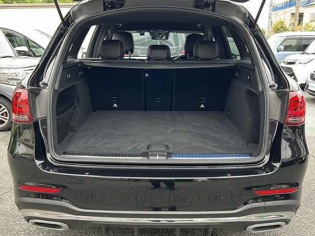 メルセデス・ベンツ Ｍ・ベンツ ＧＬＣ２２０ d 4マチック AMGライン 埼玉県 2022(令4)年 2.8万km オブシディアンブラック ワンオーナー/本革巻きステアリング/メモリナビ/ワンセグテレビ/バックカメラ/ETC/パワーバックドア/クルーズコントロール/ウッドパネル/運転席エアバッグ/助手席エアバッグ/サイドエアバッグ/ブレーキアシスト