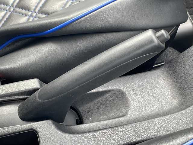 日産 ノート e－パワー X 三重県 2017(平29)年 4.6万km ブリリアントホワイトパール 社外ナビ/バックカメラ/衝突軽減ブレーキ/レーンキープアシスト/コーナーセンサー/前後ドライブレコーダー/スペアキー/オートライト/LEDヘッドライト/電動格納ミラー/ETC/電動格納ミラー/禁煙車