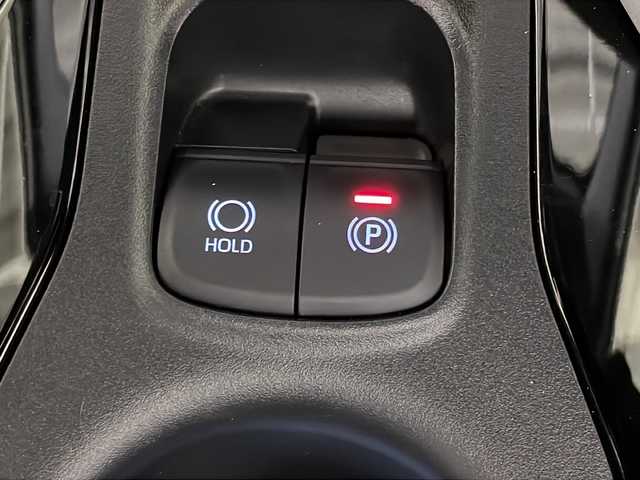 トヨタ カローラ クロス ハイブリッド Z 沖縄県 2022(令4)年 2.3万km プラチナホワイトパールマイカ 県外仕入　/禁煙車　/純正９インチディスプレイオーディオ　/バックカメラ/モデリスタエアロ　/パノラマルーフ　/パワーバックドア　/レーダークルーズコントロール　/ブラインドスポットモニター　/オートハイビーム　/パワーシート　/シートヒーター/ステアリングリモコン/オートブレーキホールド
