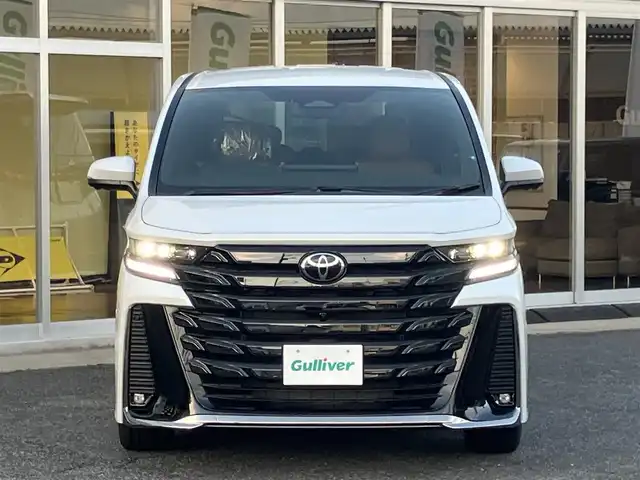 トヨタ ヴェルファイア Z プレミア 山口県 2025(令7)年 0.1千km プラチナホワイトパールマイカ ワンオーナー /14inディスプレイナビ・フルセグTV/14inフリップダウンモニター/JBLプレミアムサウンド/パノラミックビューカメラ/トヨタセーフティセンス/トヨタチームメイト/サンセットブラウンプレミアムナッパ革シート/快適温熱シート/パワーシート/左右独立ムーンルーフ/スペアタイヤ