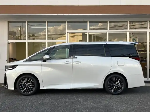 トヨタ ヴェルファイア Z プレミア 山口県 2025(令7)年 0.1千km プラチナホワイトパールマイカ ワンオーナー /14inディスプレイナビ・フルセグTV/14inフリップダウンモニター/JBLプレミアムサウンド/パノラミックビューカメラ/トヨタセーフティセンス/トヨタチームメイト/サンセットブラウンプレミアムナッパ革シート/快適温熱シート/パワーシート/左右独立ムーンルーフ/スペアタイヤ
