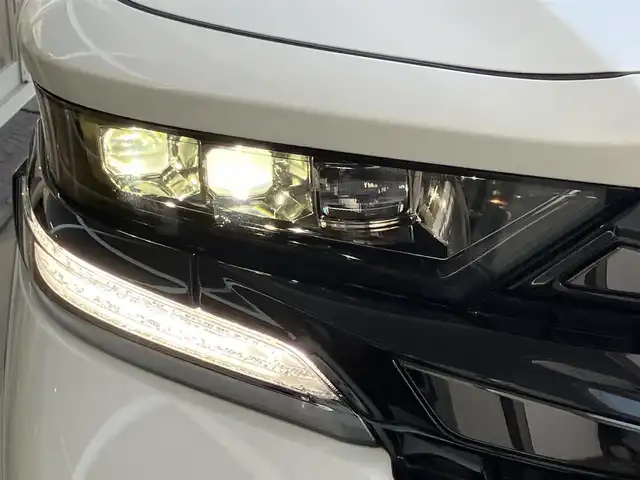 トヨタ ヴェルファイア Z プレミア 山口県 2025(令7)年 0.1千km プラチナホワイトパールマイカ ワンオーナー /14inディスプレイナビ・フルセグTV/14inフリップダウンモニター/JBLプレミアムサウンド/パノラミックビューカメラ/トヨタセーフティセンス/トヨタチームメイト/サンセットブラウンプレミアムナッパ革シート/快適温熱シート/パワーシート/左右独立ムーンルーフ/スペアタイヤ