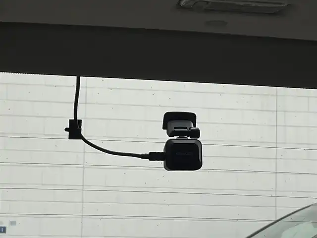 日産 セレナ ハイウェイS S HV Aセーフ 埼玉県 2014(平26)年 13万km ブリリアントホワイトパール (株)IDOMが運営する【じしゃロン鳩ヶ谷店】の自社ローン専用車両になりますこちらは現金またはオートローンご利用時の価格です。自社ローンご希望の方は別途その旨お申付け下さい/クロスギアパッケージ装着車/カプロンシート/純正SDナビ(品番:MM514D-L)/HDMI対応/ETC/アラウンドビューモニター/社外フリップダウンモニター(品番:EONON　L0512M)/エマージェンシーブレーキ/LDW(車線逸脱警報)/前後ドライブレコーダー(品番:DRV-MR745)/両側パワースライドドア/後席ロールサンシェード/電格ウインカーミラー/ドアバイザー/クロスギア純正16インチAW/革巻ステアリング/フォグランプ/背面テーブル×2/プッシュスタート/スマートキー/スペアキー×1/オートライト/アイドリングストップ