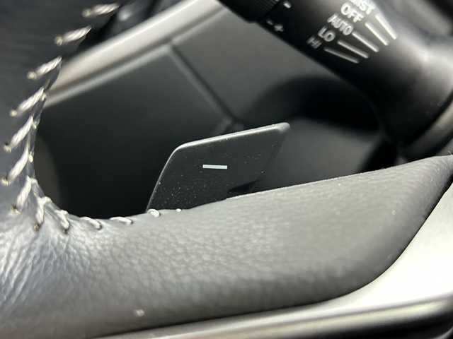 スバル インプレッサ スポーツ 2．0i－L アイサイト 愛知県 2017(平29)年 5.8万km クリスタルホワイトP パナソニック純正オプション8インチナビ（CN-LR820D）/・BT/CD/DVD/4WD/フルセグTV/バックカメラ/前側ドライブレコーダー/全車速追従機能付クルーズコントロール/アイサイトver3/ヒルスタートアシスト/DN席シートヒーター/・プリクラッシュブレーキ/・アクティブレーンキープ/・AT誤発進/誤後進抑制制御/・ふらつき警報/・車線逸脱警報/・先行車発進お知らせ機能/・ステレオカメラ/純正フロアマット/キーレスアクセス/プッシュスタート
