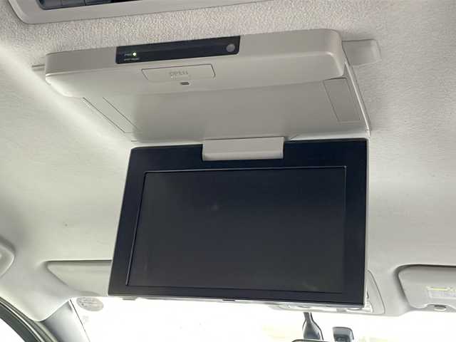 トヨタ ノア ハイブリッド G 沖縄県 2015(平27)年 18.5万km ボルドーマイカメタリック 純正ナビ・TV・Bluetooth・CD/DVD/バックカメラ/フリップダウンモニター/両側パワースライドドア/ETC/オートライト/LEDヘッドライト/シートヒーター/セーフティセンスC